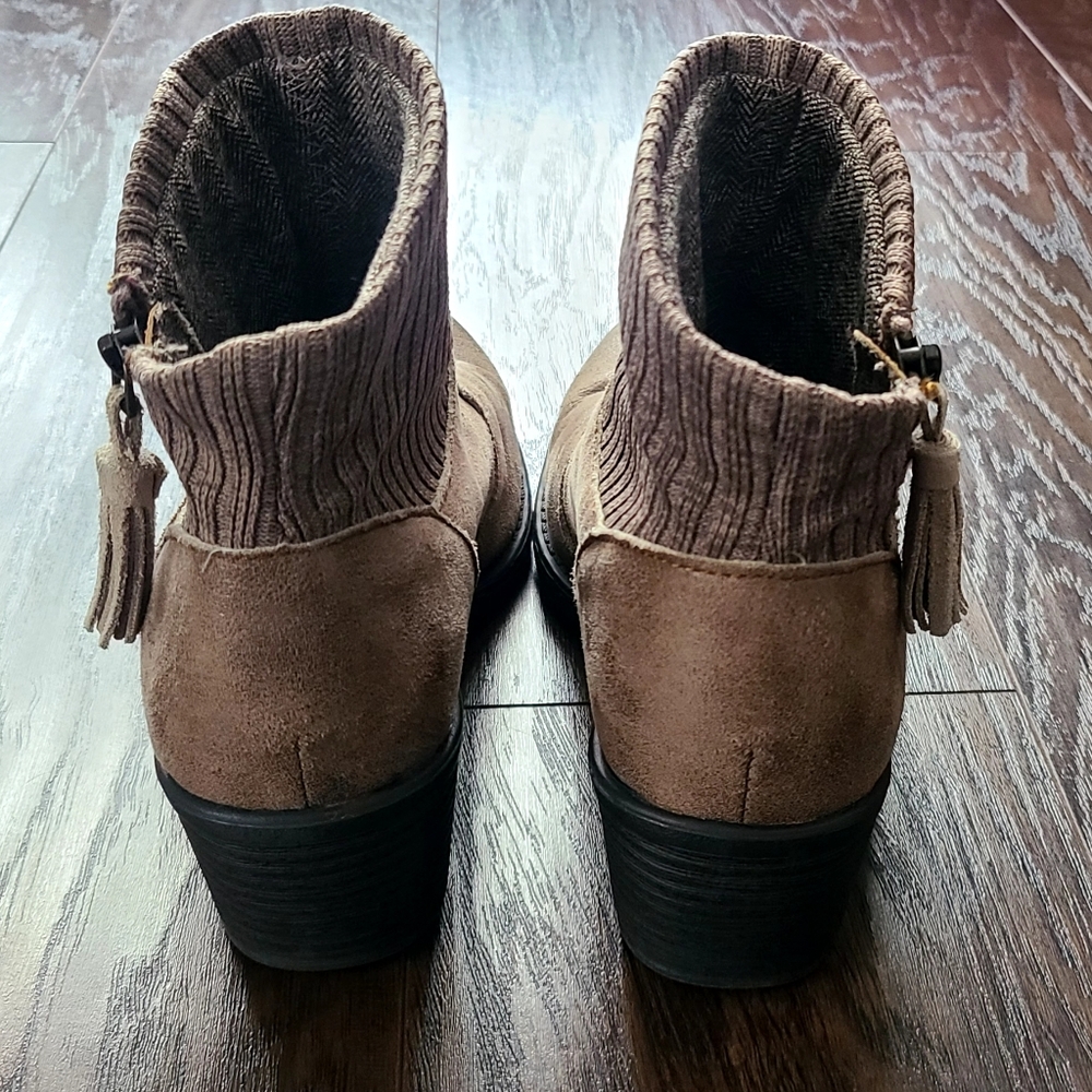 b.o.c. Taupe Ankle Boots with Knit Cuff and Tassel - Picture 6 of 6
